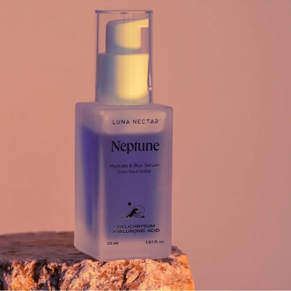 Luna Nectar Neptune Hydrate & Blur Serum - Blue